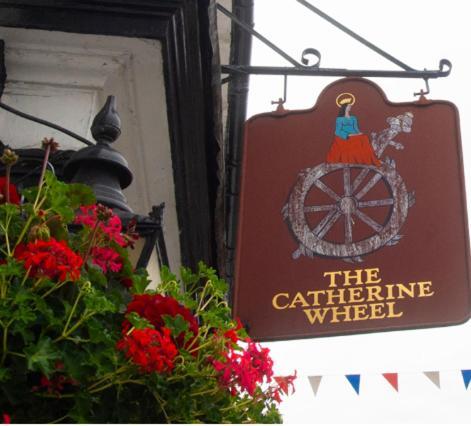 The Catherine Wheel Wetherspoon Hotel Хенли-на-Темзе Экстерьер фото