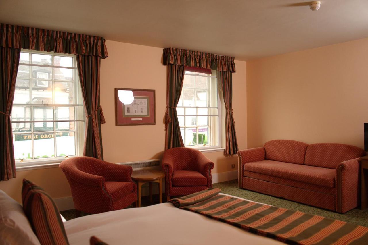 The Catherine Wheel Wetherspoon Hotel Хенли-на-Темзе Экстерьер фото